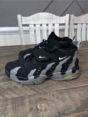 Nike Air DT Max '96 Deion
Sanders Black Grey Sz 10
